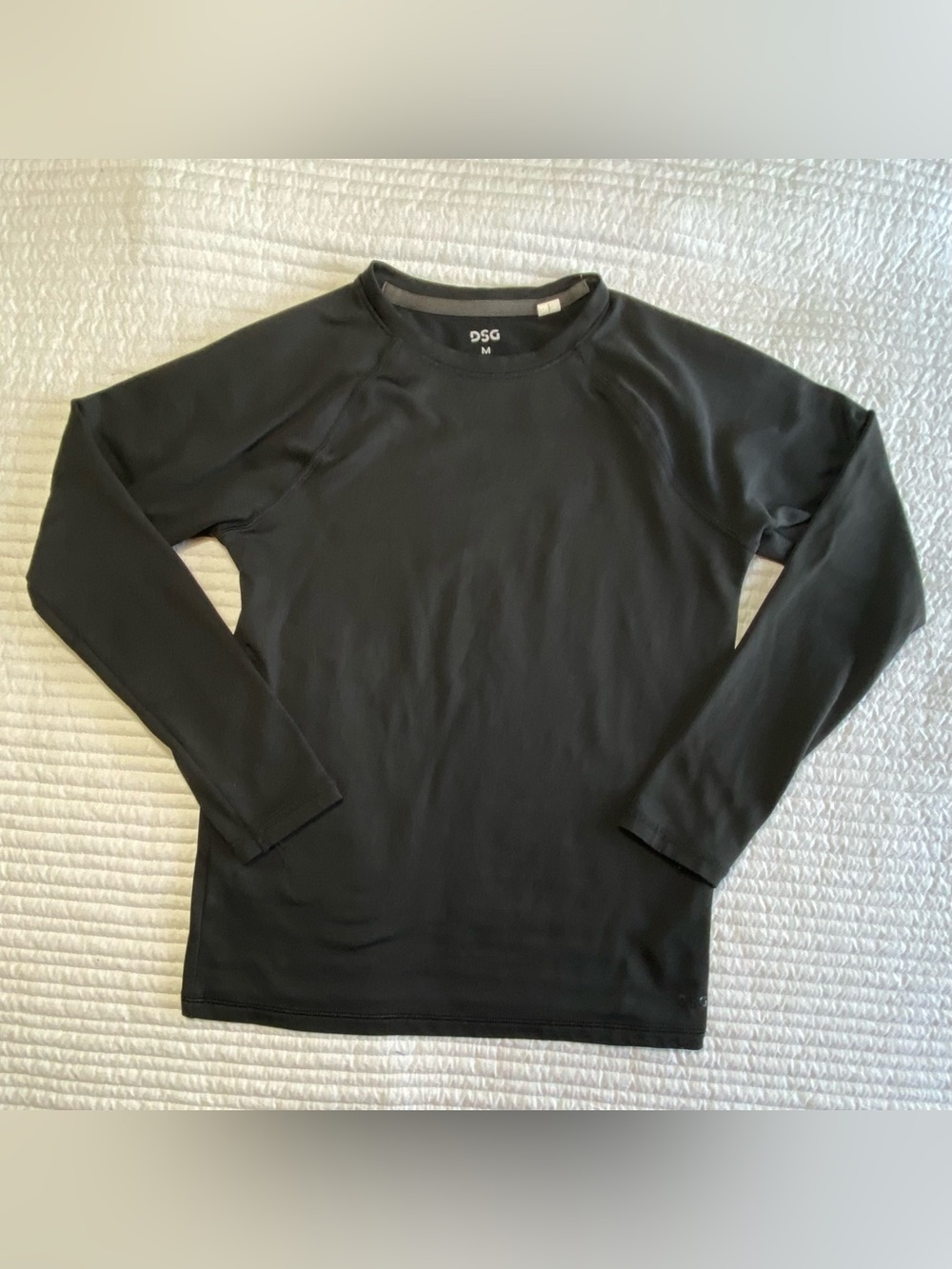 DSG Youth Compression Long Sleeve Shirt - Black - Size Medium (10-12)